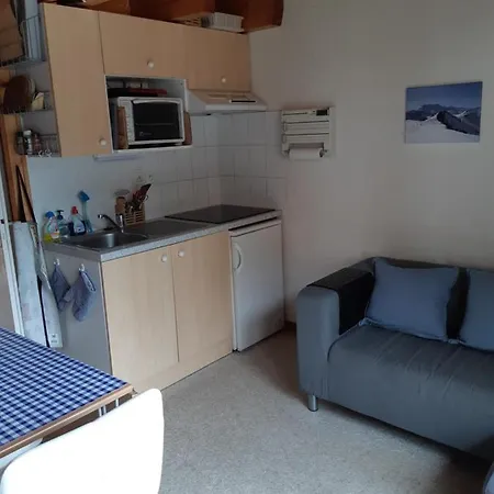 Azalee Apartment Chatel